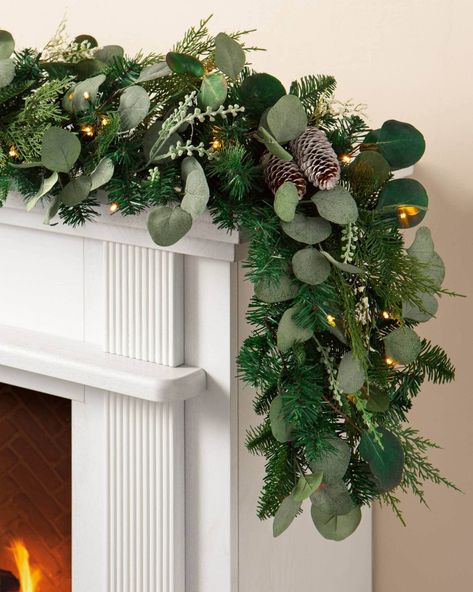 Magnolia Garland, Outdoor Christmas Diy, Outdoor Garland, Realistic Christmas Trees, Artificial Christmas Garland, Holiday Mantel, Artificial Christmas Wreaths, Pine Garland, Artificial Garland