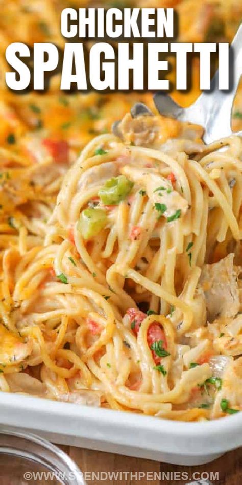 Chicken With Spaghetti Sauce, Easy Chicken Spaghetti Recipe, Italian Chicken Pasta Recipes, Easy Chicken Spaghetti, Baked Chicken Spaghetti, Crispy Honey Chicken, Italian Chicken Pasta, Chicken Spaghetti Casserole, Cheesy Chicken Spaghetti