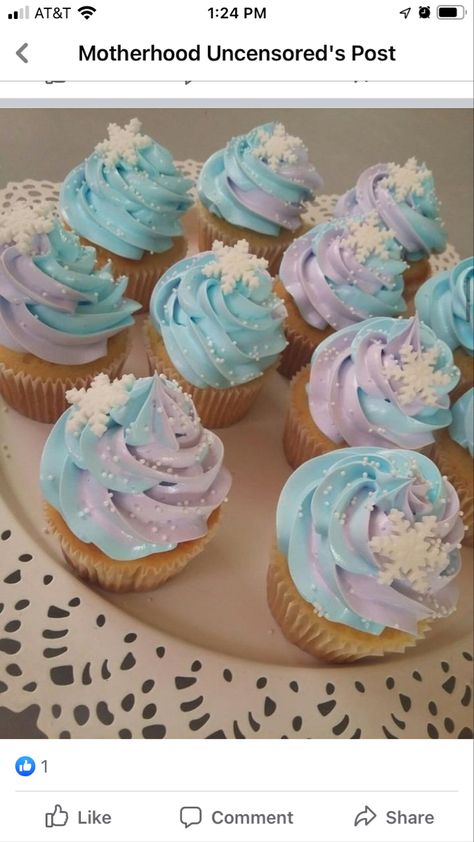 Frozen Birthday Cupcakes, Frozen Cupcake Cake, Frozen Theme Cupcakes, Frozen 3rd Birthday, Frozen Birthday Party Cake, Frozen Themed Birthday Cake, Frozen Wedding, Frozen Birthday Party Decorations, Disney Frozen Cake