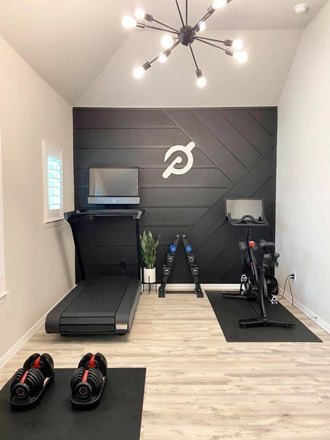 Basement Gym Area, Peleton Home Gym Ideas, Gym Studio Ideas, Corner Gym Small Spaces, Small Gym Area In Home, Home Gym Design Small Space, Peloton Gym Ideas, Basement Gym Room, House Gym Room Small Spaces