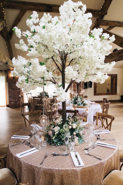 Wedding Tree Table Decorations, Flower Tree Centerpiece, Blossom Tree Wedding Centerpiece Ideas, Blossom Tree Centrepiece Wedding, Wedding Blossom Trees, Blossom Tree Wedding Decor, Wedding Centerpieces Tree, Tree Centrepiece Wedding, White Tree Decorations