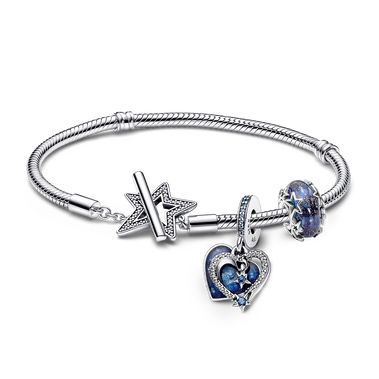 Pandora Star Bracelet, Blue Pandora Bracelet, Silver Jewelry Stack, Navy Blue Jewelry, Pandora Bracelet Charms Ideas, Pandora Star, Pandora Bracelet Designs, Wish Upon A Star, Bracelet Pandora