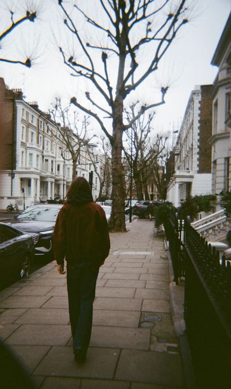 City Vintage Aesthetic, British Working Class Aesthetic, 2000s London Aesthetic, London Vintage Aesthetic, London 90s Aesthetic, Britcore Aesthetic, London 2000s Aesthetic, 90s London Aesthetic, London Grunge Aesthetic