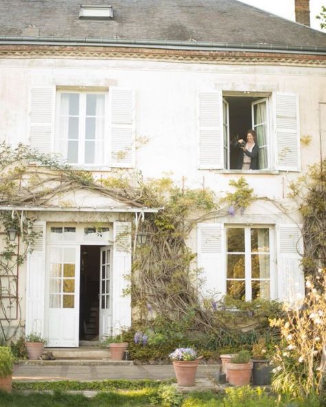 Instagram French Provincial Exterior, South Of France House, France House, Sharon Santoni, Rustic Italian Home, Rustic Design Style, Hamptons Homes, French Provincial Home, French Inspired Home