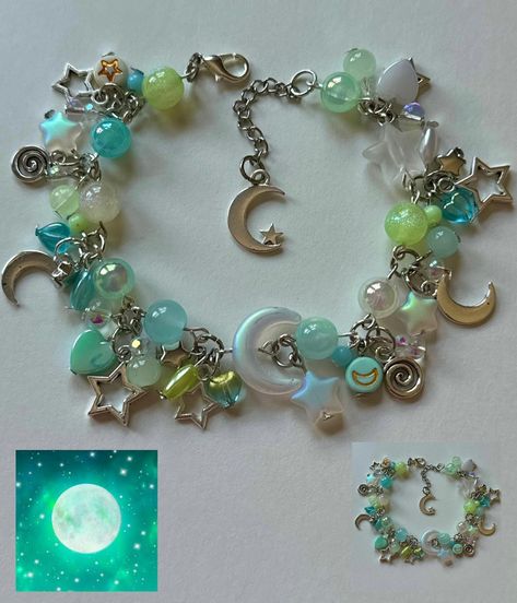 How To Make Cool Bracelets, Pearlescent Moon, Charm Bracelet Ideas, Cool Bracelets, Kawaii Bracelet, Emo Jewelry, Funky Bracelet, Man Bracelet, Accessory Ideas