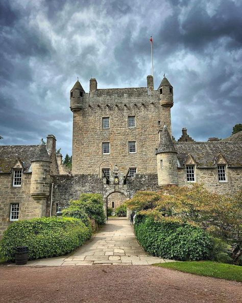 Cawdor Castle, Scotland Forever, Beautiful Castles, E Design, Scotland, Castle, Design