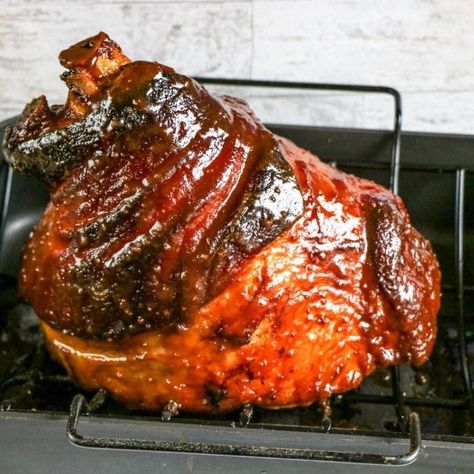 Oven Roasted Bone In Ham, Best Bone In Ham Recipe, Bone In Spiral Ham Oven, Bone In Cooked Ham Recipes Ovens, Bourbon Glazed Ham, Baked Ham Recipes Bone In, Spiral Cut Ham Recipes, Smoked Spiral Ham Recipe, Bone In Smoked Ham Recipes