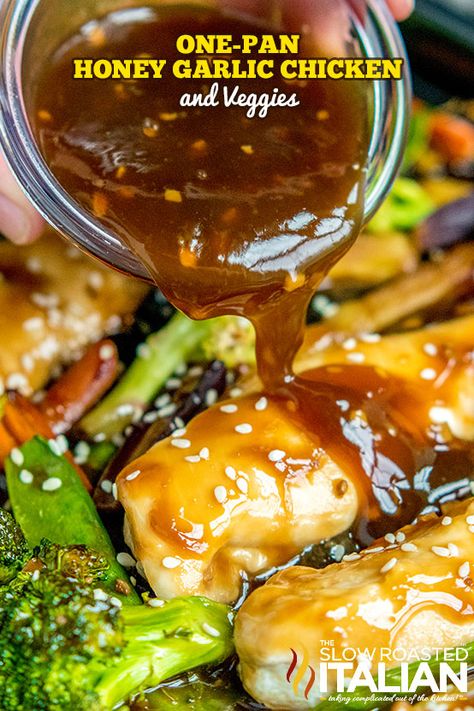 Honey Garlic Chicken And Veggies, Easy Chicken Dinner, Chicken Dinner Recipe, Garlic Sauce Recipe, Chicken And Veggies, The Slow Roasted Italian, Pan Chicken Fajitas, Honey Garlic Sauce, Easy Chicken Dinner Recipes