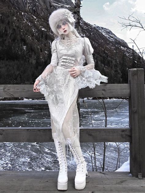 Gothic Lolita Chinese Style Cheongsam Lace Floral Print Long Sleeve White Qi Lolita One Piece Dress White Goth Dress, White Goth Outfit, White Goth Aesthetic, Gothic Embroidery, Snow Queen Dress, Shaggy Jacket, Jacquard Coat, White Gothic, White Goth