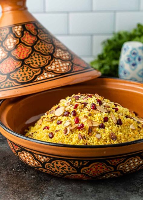 Morrocan Recipe, Moroccan Recipes Authentic, Middle Eastern Couscous, Moroccan Couscous Recipes, Moroccan Cous Cous, Morocco Recipes, Moroccan Food Recipes, Moroccan Side Dishes, Moroccan Couscous Salad