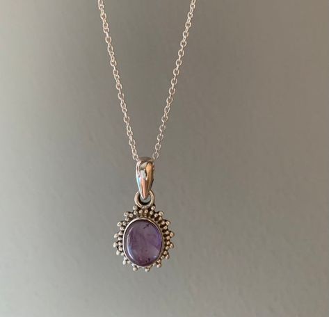 Dainty Sterling silver oval amethyst necklace Starburst Necklace, Necklace Gift Box, Necklace Amethyst, Purple Necklace, Pretty Jewelry, Life Force, Funky Jewelry, Amethyst Jewelry, Jewelry Lookbook