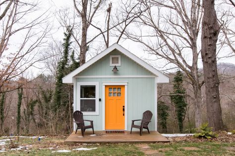 200 Sqft Tiny House, Usa Living, Cabin Diy, Biltmore House, Build Plans, Tiny House Floor Plans, A Frame Cabin, Small Cabin, Small Houses