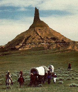 Chimney Rock Nebraska, Oregon Trail Pioneers, Wagon Trails, Chimney Rock, The Oregon Trail, Great Grandparents, American Frontier, Train Tour, Oregon Trail