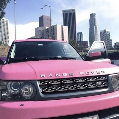 Aesthetic Range Rover, Range Rover Aesthetic, Rover Aesthetic, Pink Range Rovers, Pink Car Interior, Range Rover White, مرسيدس بنز, New Luxury Cars, Range Rovers