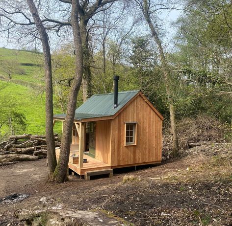 An Off-grid Woodland Cabin | Luxury cabin design and build in the UK| Life Space Cabins Woodland Cabin, Uk Life, Off Grid Tiny House, Garden Cabins, Building A Cabin, Prefab Cabins, Life Space, Off Grid Cabin, Cabin House Plans