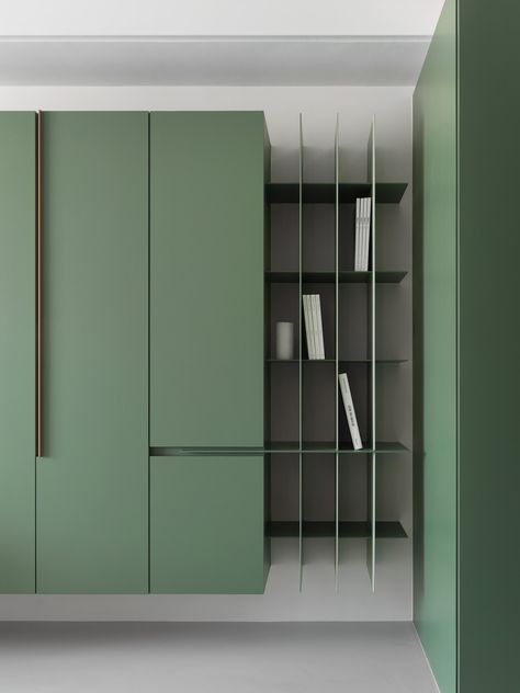 Snap green - Moooten Studio Cabinet Office Design, Green Office Furniture, Office Wall Storage, Office Cabinet Design, Green Wardrobe, Display Storage Cabinet, Storage Unit Design, Green Shelves, Study Room Design