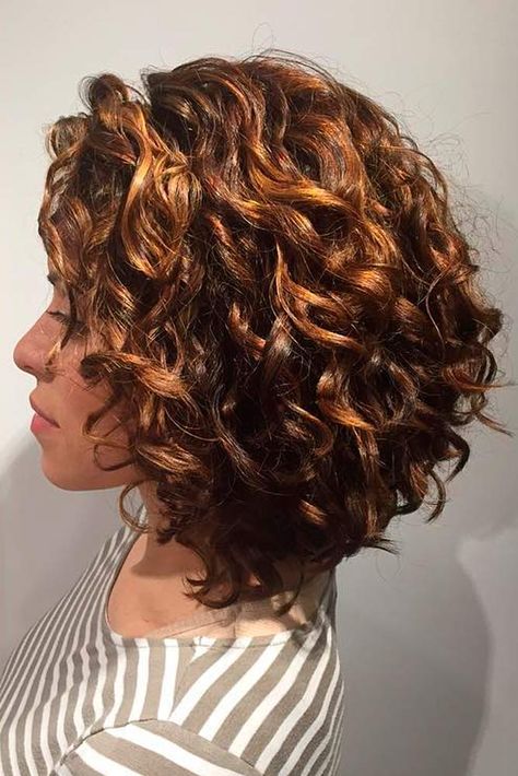 A Line Curly Bob, Curly Hair Women Over 50 Mid Length, Reverse Bob Haircut Medium, Stacked Bob Haircut Curly, Long Bob For Curly Hair, Curly Layered Bob Mid Length, Curly Inverted Bob Hairstyles, Medium Hairstyle Women Shoulder Length, Inverted Bob Curly Hair