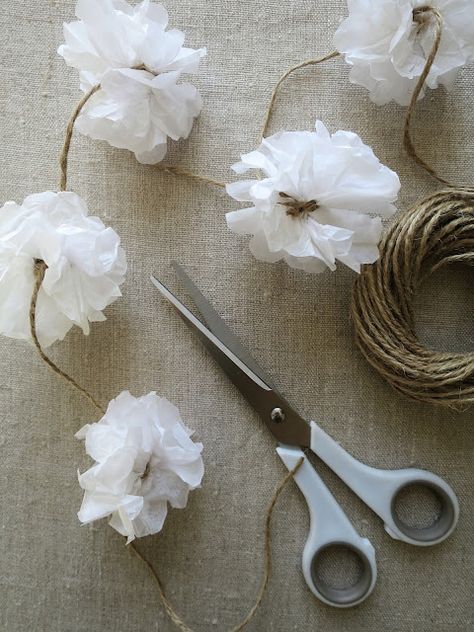 Flower Garland Diy, Tissue Paper Garlands, Paper Flower Garlands, Paper Pom Pom, Tissue Flowers, Tissue Pom Poms, How To Make A Pom Pom, Paper Flower Decor, Paper Flower Crafts