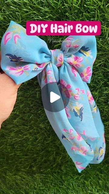 Headband With Bow Diy, Big Hair Bows Diy, Making Hair Bows Step By Step, Large Hair Bows Diy, How To Make A Bow Headband, Hair Bow Making Tutorial Step By Step, How To Make Hair Bow Clips, Diy Satin Hair Bow, Handmade Hair Accessories Diy Fabric Flowers