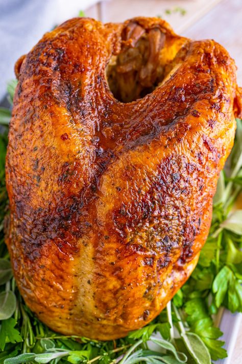 Oven Roasted Turkey Breast Roasted Whole Turkey, Roast Turkey Oven, Baking Turkey Oven, Turkey Oven, Turkey Baked In Oven, Turkey Breast Oven Recipe, How Long To Cook A Turkey Breast In Oven, Turkey Roasting, Whole Turkey Breast Recipes Oven