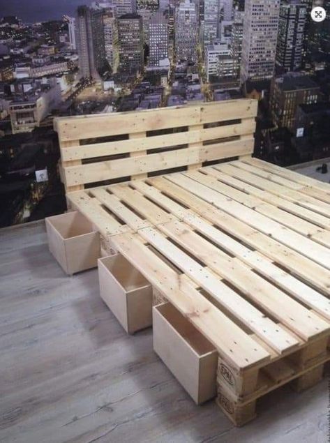 Palette Bed, Pallet Bed Frame Diy, Pallet Projects Bedroom, Wood Pallet Beds, Pallet Bed Frames, Pallet Bed Frame, Diy Pallet Bed, Western Bedroom Decor, Pallet Furniture Designs