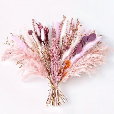 Pink Pampas Grass Decor, Purple Pampas Grass, Pink Pampas, Pink Pampas Grass, Grass Bouquet, Wedding Shower Themes, Pampas Grass Bouquet, Unique Flower Arrangements, Table Centerpiece Decorations