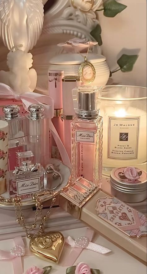 Koleksi Makeup, Koleksi Parfum, Dior Aesthetic, Soft Pink Theme, Pretty Pink Princess, Pastel Pink Aesthetic, Pink Girly Things, Pink Vibes, Pink Themes