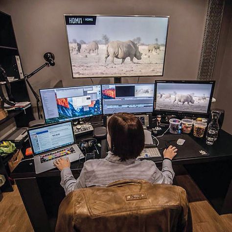 🎬 #WomeninPost — Editor Daniëlle Nel #videoediting #postproduction #mediacomposer #avid #iamavid Film Editor Workspace, Avid Media Composer, Video Editor Portfolio, Edit Suite, Video Editing Studio, Movie Editing, Video Editing Suite, Art Jobs, Editing Room