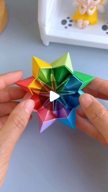 Crafts Homemade, Paper Folding Crafts, Kids Origami, Paper Craft Videos, Folding Origami, Homemade Art, Paper Craft Ideas, Easy Paper Crafts Diy, Rainbow Crafts