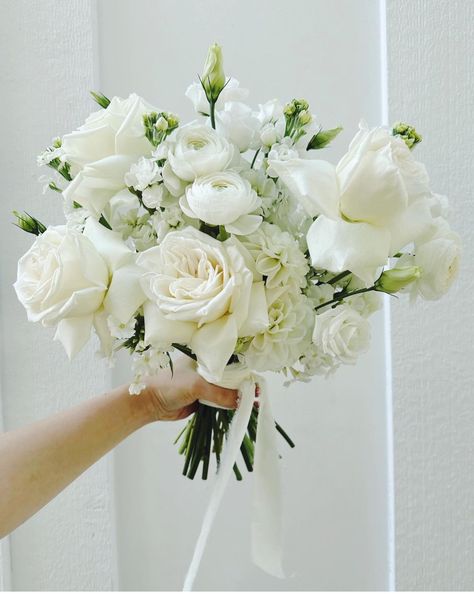 Blush Pink And Cream Bridal Bouquet, Peonies Bridal Bouquet White, White Florals With Greenery Wedding, Rustic Wedding White Flowers, Full White Bouquet, Expensive Wedding Bouquet, Bridesmaid Bouquet All White, White Wedding Flower Types, Classic Wedding Bouquet White Flowers