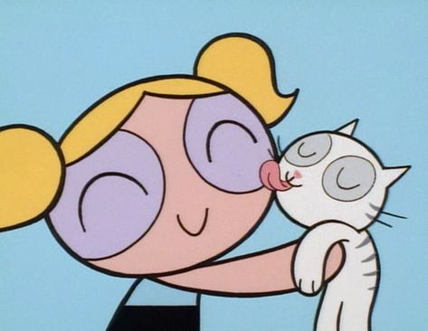 Bubbles, loved by kitties~ Powerpuff Kızları, 90s Cartoon Characters, Cartoon Cupcakes, Powerpuff Girls Wallpaper, ملصق ديني, Vintage Cartoons, Images Kawaii, Psy Art, Powerpuff Girl