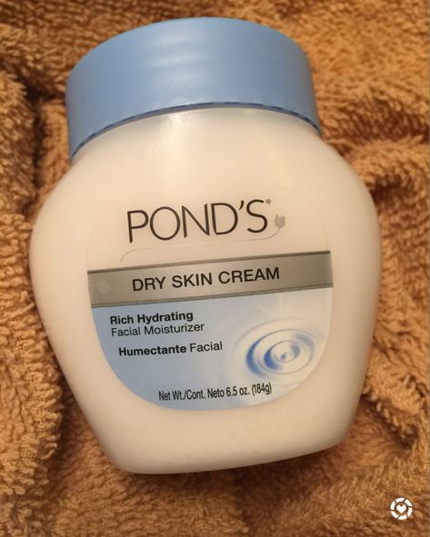 Ponds Dry Skin Moisturizer, Ponds Dry Skin Cream, Ponds Cream Skincare, Facial Cream Moisturizer, Ponds Face Cream, Ponds Products, Ponds Moisturizer, Ponds Cream, Best Moisturizer For Dry Skin