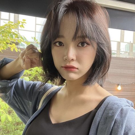 Jellyfish Haircut, Cute Bob Hairstyles, Kim Chungha, Jellyfish Entertainment, Kim Sejeong, Jeon Somi, كريستيانو رونالدو, Korean Actresses, Girl Day