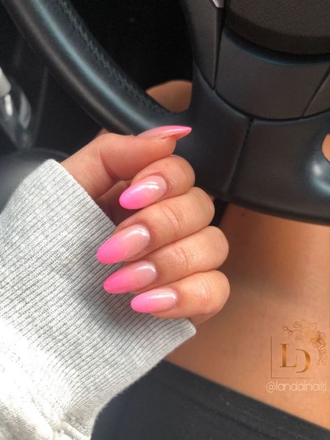 Ombre Pink Tip Nails, Ombré Nail Tips, Nail Ideas Pink Ombre, Summer Nails Pink Ombre, Ombre Tips Nail, Punk Ombre Nails, Hot Pink Ombre Nails Almond, Pink Ombré Almond Nails, Pink Ombre Nails Oval