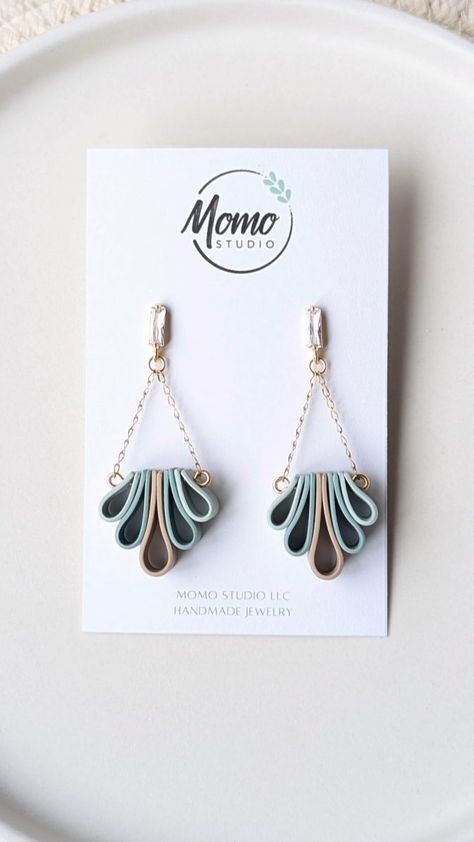 Momo Studio - Polymer Clay Jewelry | ONE LEFT!!! 🚨 www.momostudiollc.com This is another one of those designs that I underestimated time-wise, so I'm ready to say BYEEEE to… | Instagram Cricut Jewelry Ideas, Fimo Ideas Jewelry, Clay Jewellery Handmade, Polymer Clay Jewellery, Diy Earrings Polymer Clay, Polymer Clay Jewelry Tutorials, Jewelry Drawing, Clay Jewellery, One More Day