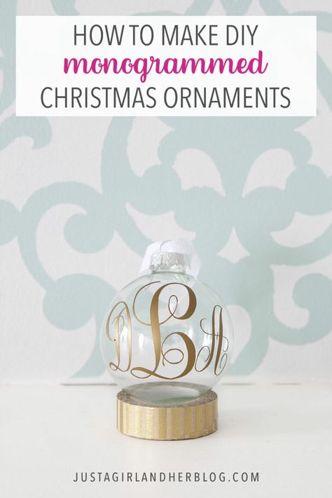 Cricut Ornaments, Monogrammed Christmas Ornaments, Christmas Cricut, Diy Monogram, Popular Crafts, Christmas Monogram, Ornament Tutorial, Gift Toppers, Handmade Christmas Decorations