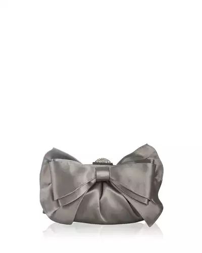 Judith Leiber Couture Madison Satin Bow Clutch Bag, Silver Platinum Ladies Purses Handbags Style, Ladies Purses Handbags, Judith Leiber Bags, Unique Bows, Judith Leiber Couture, Bow Purse, Bow Clutch, Diy Bag Designs, Luxury Clutch