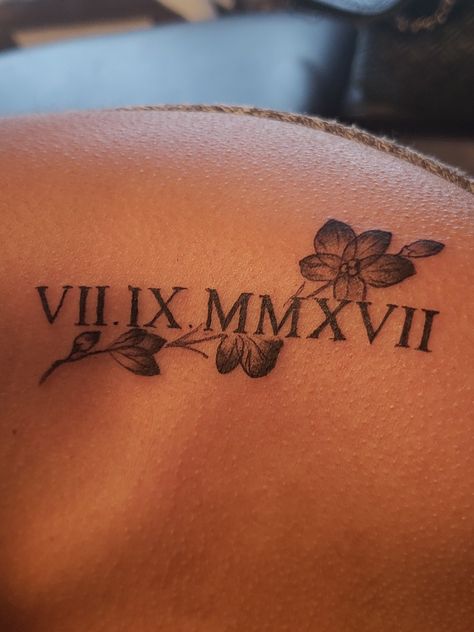 Orchid roman numeral tattoo Tattoo Cherry, Birthdate Tattoo, Font Tato, Roman Numeral Tattoos, Orchid Tattoo, Date Tattoos, Snakebites, Cat Tattoos, Gladioli