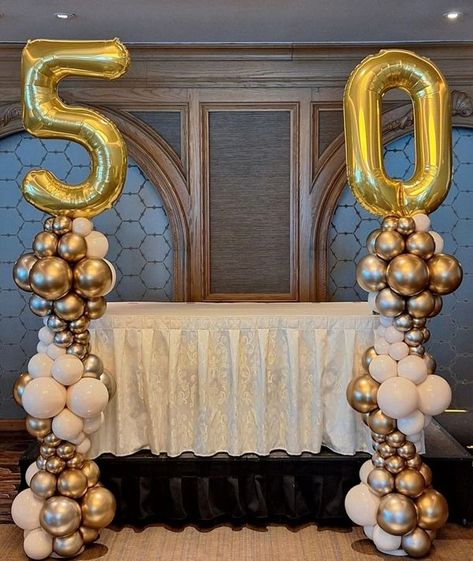 Number Balloon Columns, Sweet 16 Balloon Decorations, Giant Balloons Birthday, Spiral Column, Huge Balloons, 16 Balloons, 50 Birthday, Big Balloons, Anniversary Event