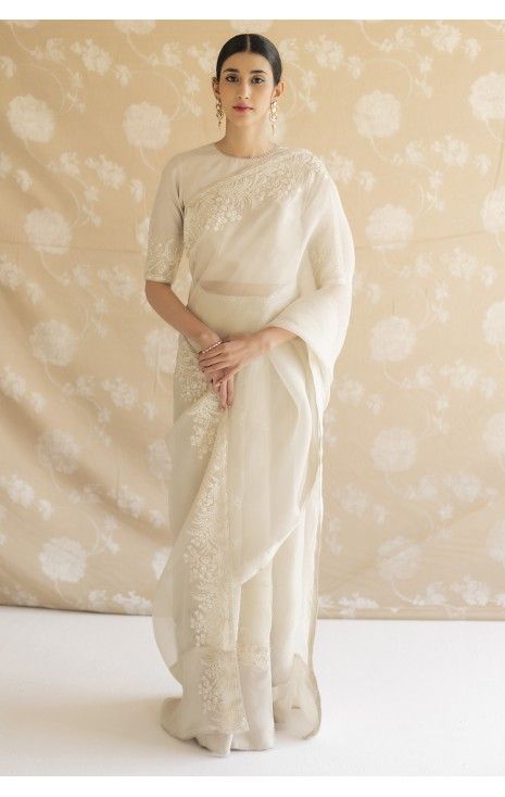 Ivory Saree Ivory Saree, White Sari, Indian Fashion Saree, Indian Bridal Outfits, Designer Dresses Casual, Traditional Attire, Wedding Mood Board, Saree Look, Bridal Outfits