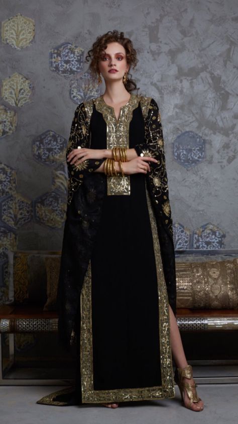 Elegant Black Festive Kaftan, Arabic Fashion Women, Embroidered Black Kaftan Bollywood Style, Bollywood Style Embroidered Black Kaftan, Plus Size Fashion Summer, Velvet Caftan, Black Moroccan Caftan, Black Embroidered Bollywood Kaftan, Velvet Dress Designs