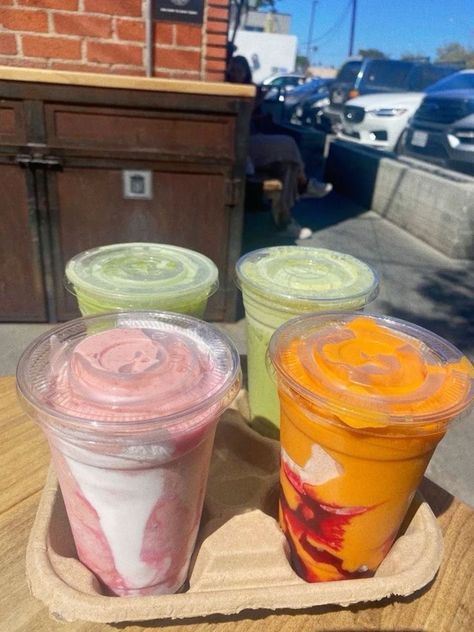 Healthy Delicious Smoothies, The Perfect Smoothie, Nutritious Smoothie Recipes, Smoothie Shop, Delicious Smoothies, Perfect Smoothie, Clean Girl Aesthetic, Healthy Food Motivation, Food Is Fuel