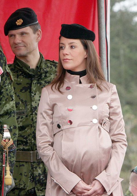 marie Royal Pregnancy, Marie Of Denmark, Danish Home, Autumn Phillips, Pregnant Princess, Black Dress Coat, Third Pregnancy, Princess Marie Of Denmark, Home Guard