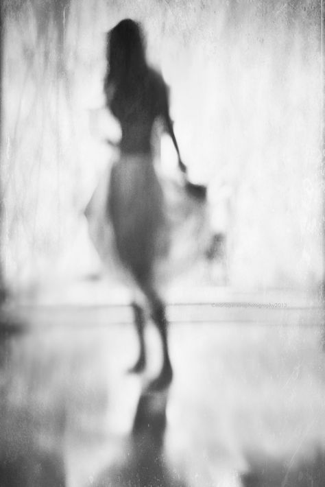 Foto Top, Foto Portrait, 흑백 그림, Black And White Photograph, Out Of Focus, Foto Art, Black And White Portraits, Black White Photos, Foto Inspiration