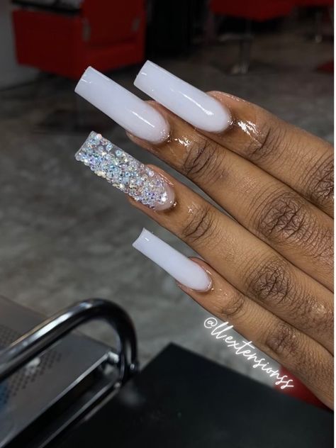 White Nails Acrylic With Diamonds, Acrylic With Diamonds, White Diamond Nails, White Nails With Diamonds, White Instagram, White Acrylic Nails, Nail Idea, Diamond Nails, Colored Highlights