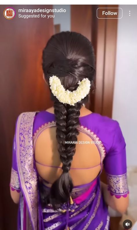 South Indian Wedding Hairstyles Simple, Indian Traditional Hairstyles For Long Hair, Simple Traditional Hairstyles, Traditional Hairstyles For Long Hair, Tamil Wedding Hairstyle, Simple Hairstyle For Saree, Reception Hairstyle, Traditional Hairstyles, Messy Braided Hairstyles