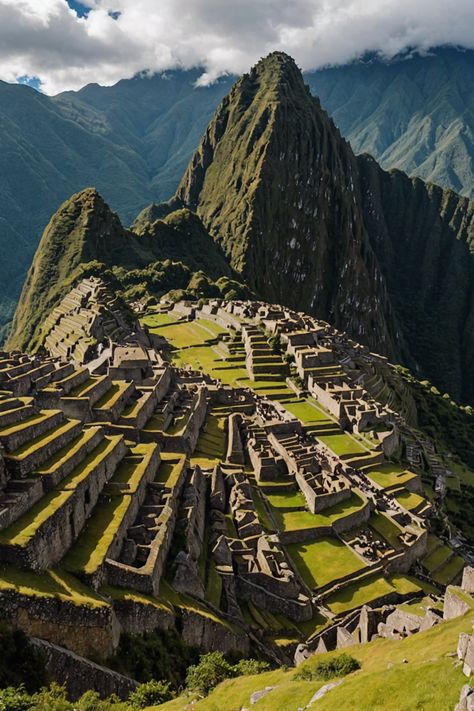 🌄 Unveiling the Mystique: The Incredible Inca Trail to Machu Picchu 🌿