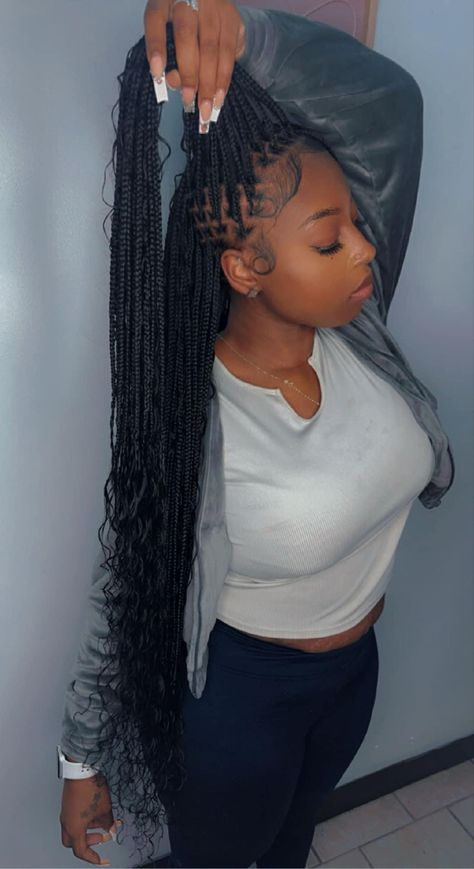 Cute Hairstyles For Black Women, Knotless Braids With Curly Ends, Small Knotless Braids, Braids With Curly Ends, Small Knotless, Hair Threading, Black Kids Braids Hairstyles, Small Box Braids, Braided Hairstyles For Black Women Cornrows