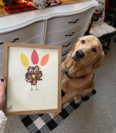 Christmas Dog Art Diy, Paw Print Thanksgiving, Christmas Pawprint Art, Dog Paw Print Craft Fall, Art Projects With Dogs, Dog Print Halloween Craft, Thanksgiving Dog Paw Art, Thanksgiving Paw Print Art, Fall Dog Painting