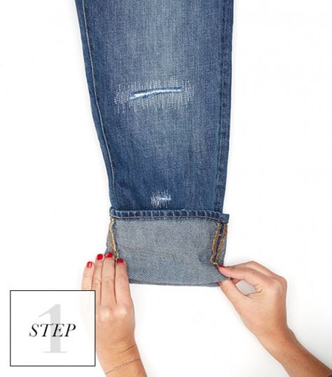 How+To+Cuff+Your+Jeans+Like+A+Pro+via+@WhoWhatWear How To Cuff Jeans, Cuffed Jeans Outfit, How To Fold Jeans, Folding Jeans, Boyfriend Jeans Outfit, Ankle Boots With Jeans, Rolled Cuff Jeans, Rolled Jeans, How To Wear Ankle Boots